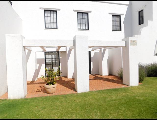 610M² OFFICE FOR SALE IN FERNDALE